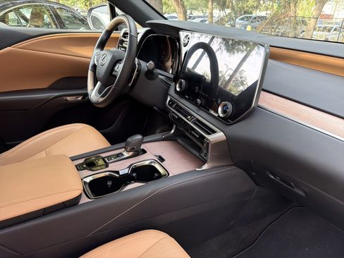 Used 2026 Lexus RX 350 Premium w/ Accessory Package (Z1) FWD image 42