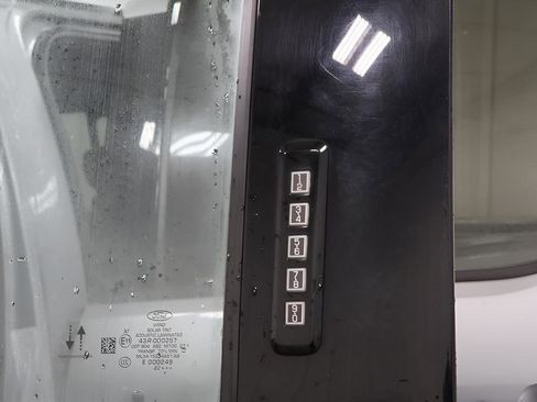 Used 2022 Ford F150 Lariat image 33