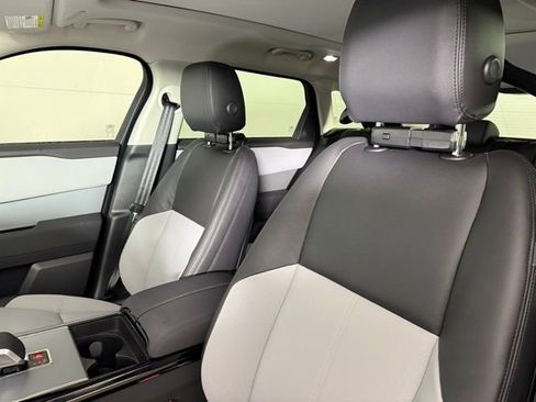 Certified 2025 Land Rover Range Rover Velar S image 14