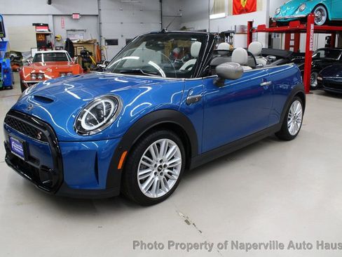 Used 2023 MINI Cooper S image 3