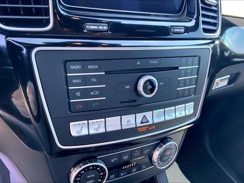 Used 2018 Mercedes-Benz GLS 550 4MATIC image 31