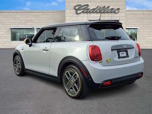Used 2021 MINI Cooper SE w/ 8.8" Touchscreen Nav Package image 4