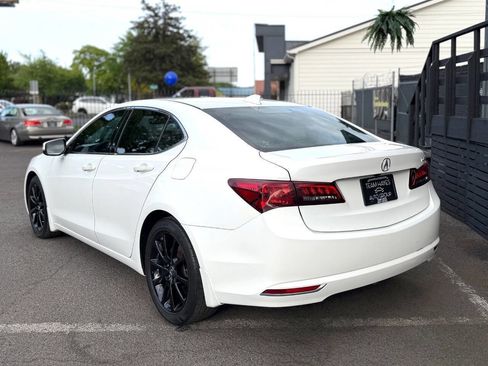 Used 2016 Acura TLX V6 w/ Technology Package FWD image 4