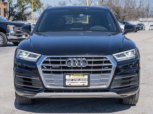 Used 2020 Audi Q5 2.0T Premium Plus w/ Premium Plus Package image 2
