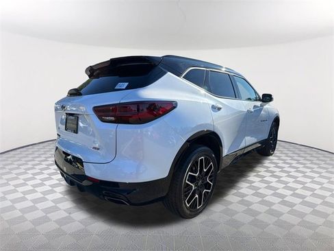 Used 2023 Chevrolet Blazer RS w/ Driver Confidence II Package image 5