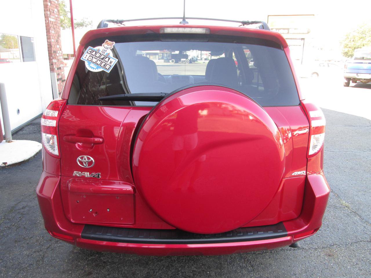 Used 2012 Toyota RAV4 4WD V6 w/ Tow Prep Pkg image 16