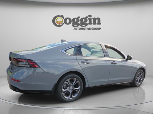 New 2026 Honda Accord EX-L image 5
