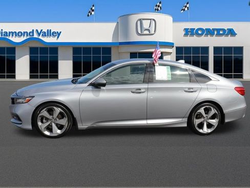 Used 2018 Honda Accord Touring image 8