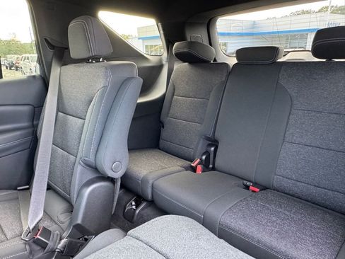 New 2026 Chevrolet Traverse LT image 9