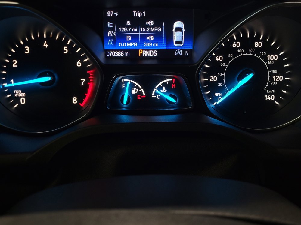 Used 2017 Ford Escape SE w/ SE Sport Appearance Package FWD image 23