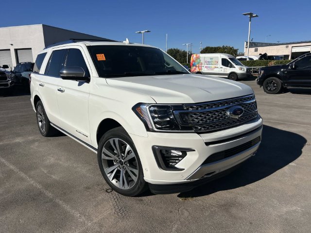 Used 2020 Ford Expedition Platinum AWD/4WD image 3