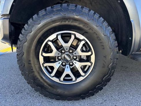 Certified 2023 Ford F150 Raptor image 9