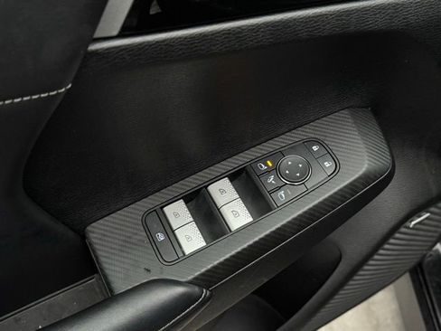 Used 2025 Mitsubishi Outlander SE image 13