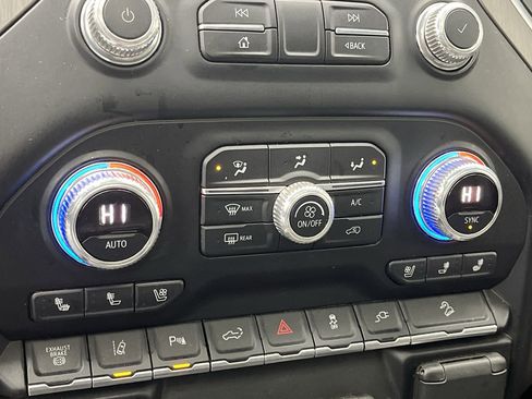 Used 2020 GMC Sierra 2500 Denali w/ Denali Ultimate Package image 23