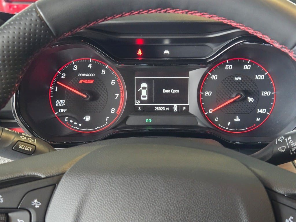 Used 2024 Chevrolet Trax RS w/ Driver Confidence Package FWD image 28
