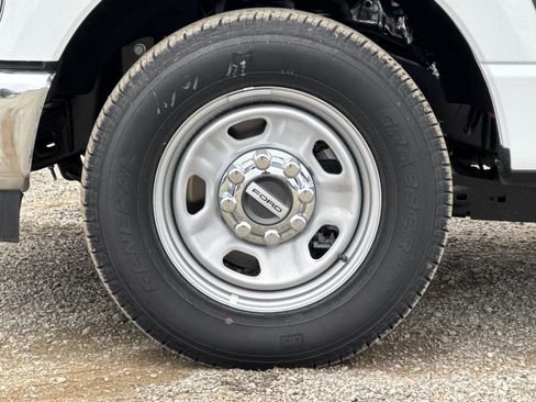 New 2025 Ford F350 XL w/ XL Chrome Package image 23