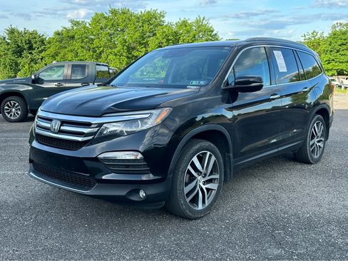 Used 2018 Honda Pilot Elite image 1