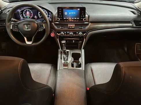 Used 2019 Honda Accord LX image 18