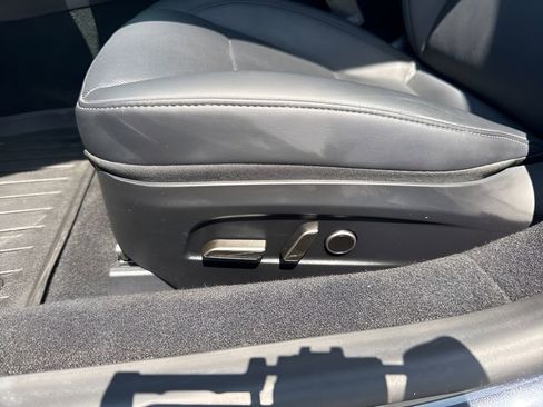 Used 2024 Tesla Model 3 Long Range AWD/4WD image 10