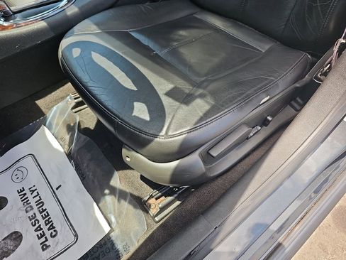 Used 2013 Chevrolet Impala LTZ FWD image 25