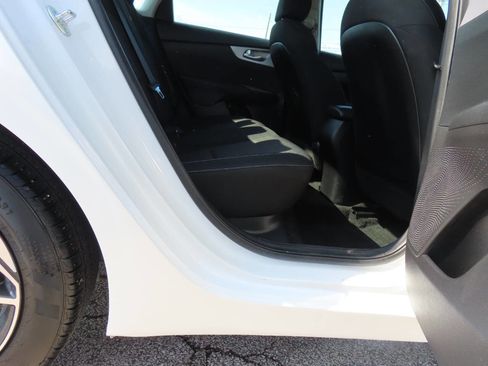 Used 2024 Kia Forte LXS image 15