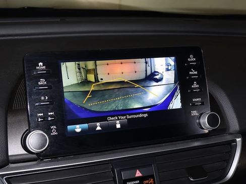 Used 2019 Honda Accord Sport image 18