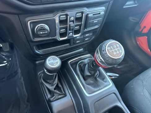 Used 2020 Jeep Wrangler Unlimited Sport S AWD/4WD image 46