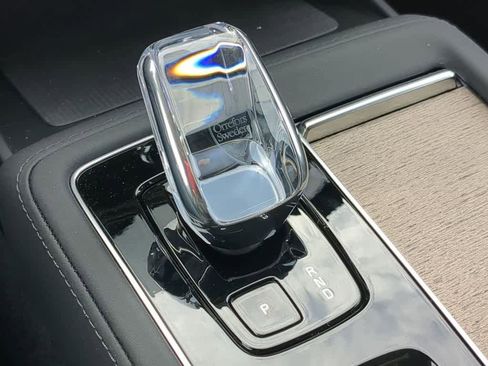 New 2026 Volvo XC90 B6 Plus w/ Protection Package Premier image 30