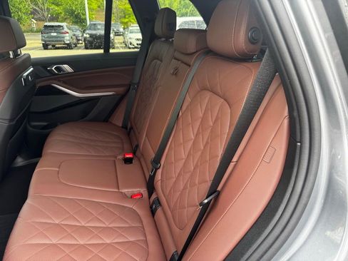 Used 2025 BMW X5 xDrive40i AWD/4WD image 10