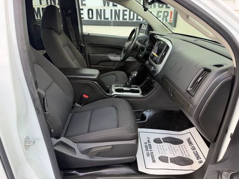 Used 2022 Chevrolet Colorado LT w/ Fleet Safety Package RWD image 18