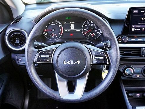 Used 2023 Kia Forte LXS FWD image 18