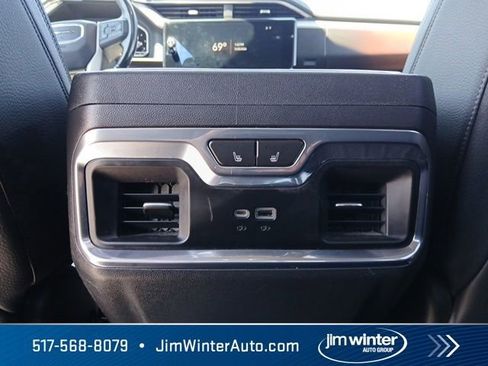 Used 2023 GMC Sierra 1500 Denali AWD/4WD image 18
