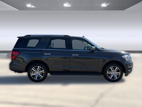 Used 2024 Ford Expedition Limited AWD/4WD image 8