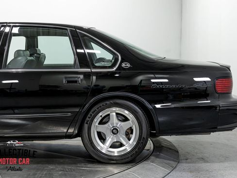 Used 1996 Chevrolet Impala SS RWD image 39
