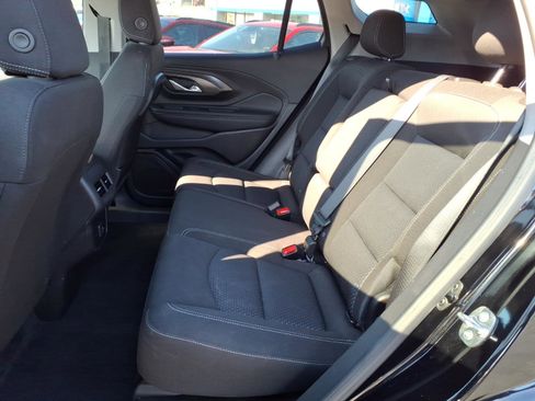 Certified 2024 GMC Terrain SLE w/ Driver Convenience Package image 8