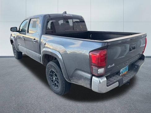Used 2022 Toyota Tacoma SR5 image 3