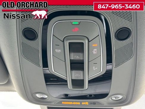 Used 2024 Audi Q8 e-tron Premium Plus image 20