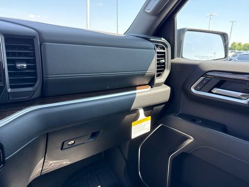 New 2026 GMC Sierra 1500 Elevation w/ Elevation Select Package AWD/4WD image 25