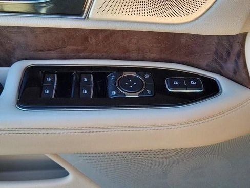 Used 2020 Lincoln Navigator Reserve w/ Luxury Package image 32