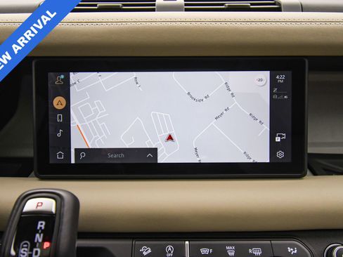 Used 2024 Land Rover Defender 110 S image 38