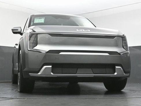 Used 2024 Kia EV9 Light Long Range image 60