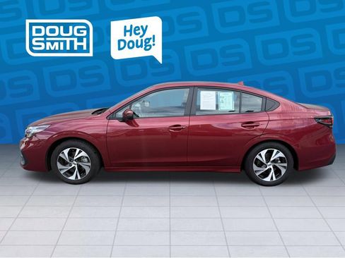 Used 2025 Subaru Legacy Premium AWD/4WD image 2