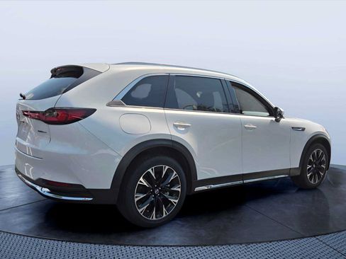 Certified 2024 MAZDA CX-90 Plug-In Hybrid w/ Premium Pkg AWD/4WD image 6
