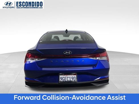 Used 2023 Hyundai Elantra SEL w/ Convenience Package image 4