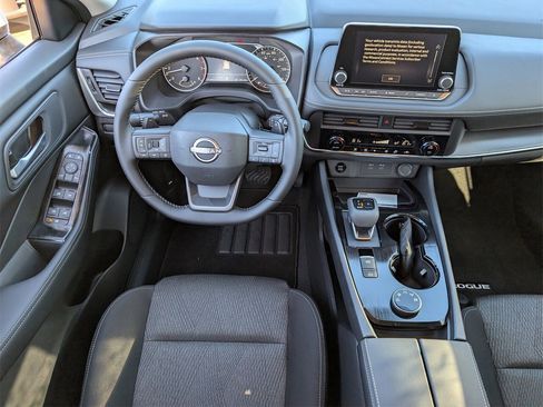 New 2026 Nissan Rogue SV image 9
