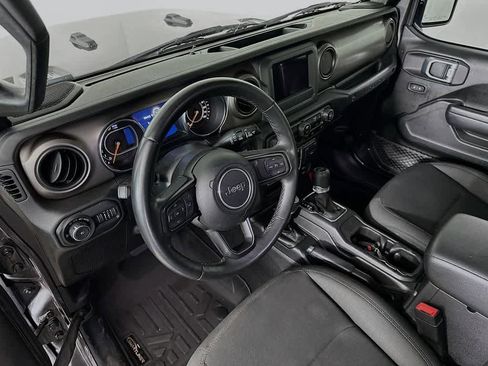 Used 2020 Jeep Wrangler Unlimited Sport S AWD/4WD image 2