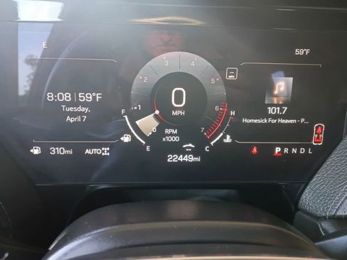 Used 2025 GMC Yukon Denali image 2