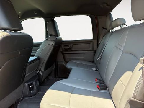 Used 2024 RAM 3500 Tradesman w/ Chrome Appearance Group AWD/4WD image 13