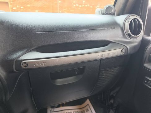 Used 2013 Jeep Wrangler Unlimited Sport AWD/4WD image 41