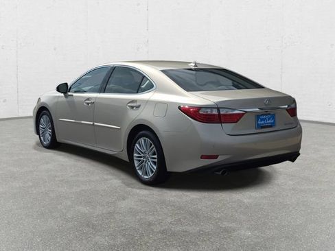 Used 2013 Lexus ES 350 w/ Luxury Pkg FWD image 7